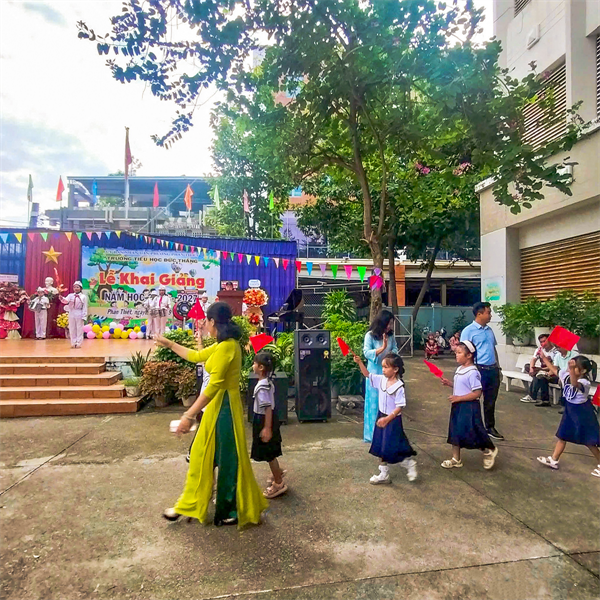 Hình ảnh tại trường2