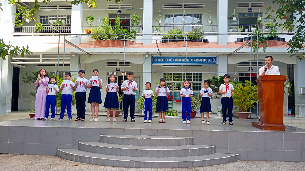 Kỹ Năng Sử Dụng Internet An Toàn Cho Học Sinh Tiểu Học